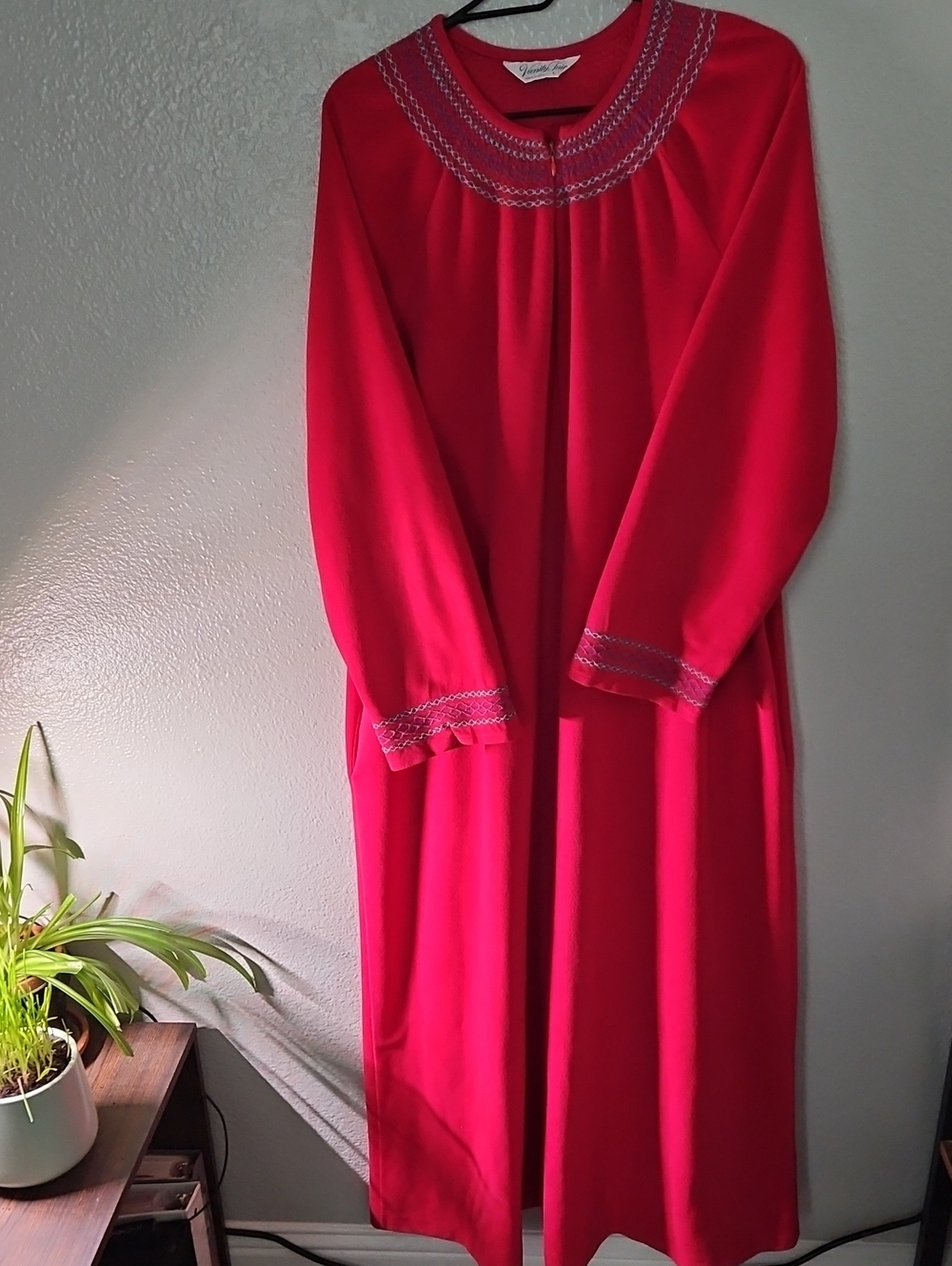 Vintage 70s Vanity Fair Red Dacron Polyester Smocked Zip Front Maxi Robe L USA